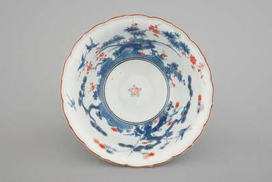 A fine Japanese porcelain Kakiemon bowl, 18th C.