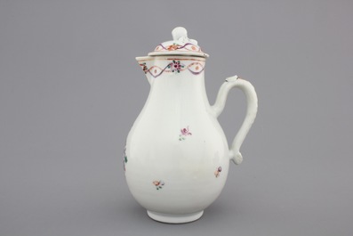 Two Chinese famille rose export cups and saucers and a cream jug with cover, Qianlong, 18th C.