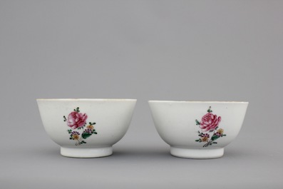 Two Chinese famille rose export cups and saucers and a cream jug with cover, Qianlong, 18th C.