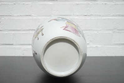 A fine slender Chinese famille rose porcelain vase, 19th C.