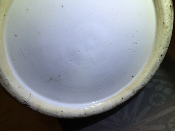 A pair of Chinese porcelain Canton famille verte vases, 19th C.