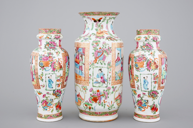 Un lot de 3 vases et 3 bols en porcelaine de Canton famille rose, 19&egrave;me