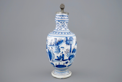 Een blauw-witte chinoiserie kan met tinnen deksel, Haarlem, 1e helft 17e eeuw