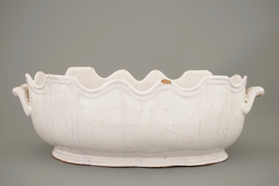 A white Delft monteith, 18th C.