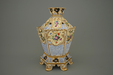 A Jacob Petit porcelain pot-pourri vase, Paris, ca. 1835