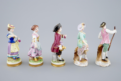 A set of 5 porcelain figures, French or German, 19/20th C.