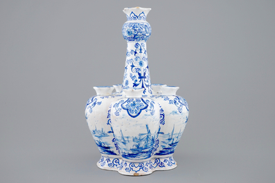 A blue and white Delftware tulip vase, France, 19th C.