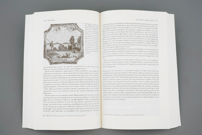 Een blauw-witte Delfts aardewerken plaquette over baggerwerk, 18e eeuw