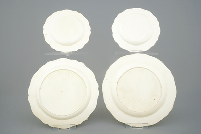 Un lot de 4 assiettes en creamware d'Angleterre, Leeds et Wedgewood, 18&egrave;me