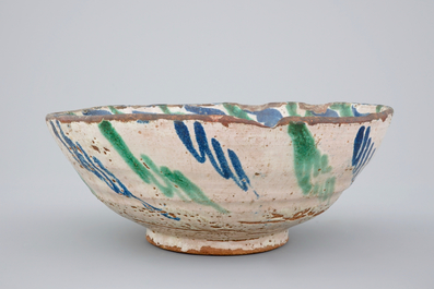 A polychrome Spanish bowl, Fajalauza, early 19th C.