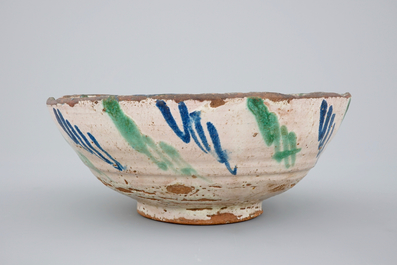 A polychrome Spanish bowl, Fajalauza, early 19th C.
