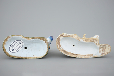 Twee koetjes in Delfts aardewerk, 18/19e eeuw