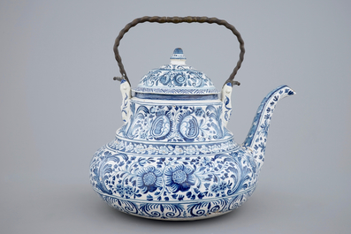 A large blue and white teapot kettle with iron handle, Bolsward, Friesland, 18th C.