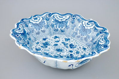 A large Dutch Delft blue and white salad bowl, 18th C.