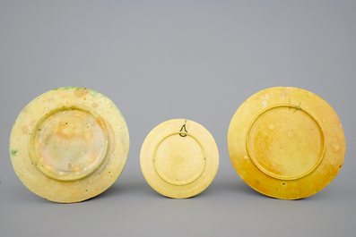 A set of 3 Flemish pottery plates, 20th C.