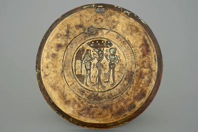 Een groot gemerkt koperen doopbassin met Adam en Eva, Neurenberg, 15e eeuw