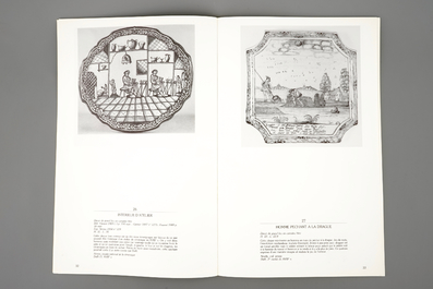 Een blauw-witte Delfts aardewerken plaquette over baggerwerk, 18e eeuw