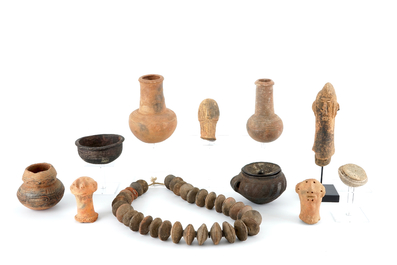 Een collectie Afrikaans aardewerk en archeologie, diverse periodes