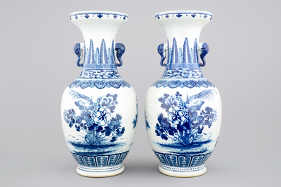 A pair of large blue and white Chinese vases, 19th C.