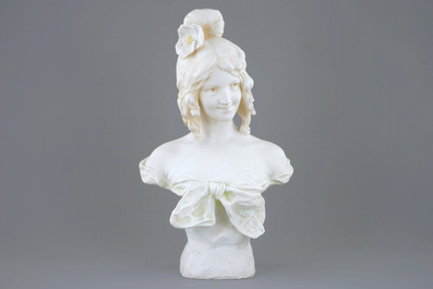 Affortunato Gory (1895-1925), Art Nouveau buste van een jonge dame, biscuit, begin 20e