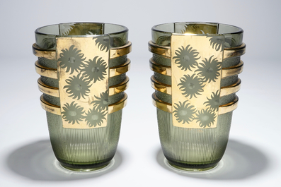 A pair of Val-Saint-Lambert crystal art deco vases, mid 20th C.