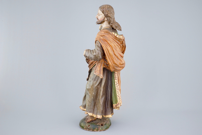 Un grand saint en bois sculpt&eacute; polychrome, 18&egrave;me