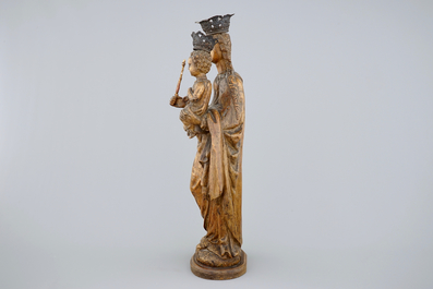 A large carved wood figure of Madonna with child, Flanders, 16/17th C.