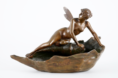 Hans M&uuml;ller (1873-1937), un vide poche Art Nouveau en bronze