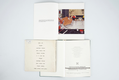 Een lot oude catalogi en foto&rsquo;s van 20e eeuws design meubilair: Belform, Fritz Hansen, Arne Jacobsen