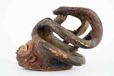 Een Afrikaans houten &quot;Gelede&quot; masker, Yoruba, Nigeria, 20e eeuw