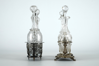 Twee zilveren olie- en azijnstellen met kristallen karafjes, Gent, 1787 en Wenen, 19e eeuw