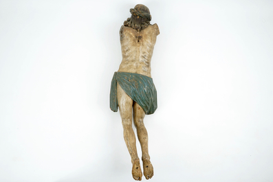 Un grand Christ en bois sculpt&eacute; polychrome, Flandres, 17/18&egrave;me
