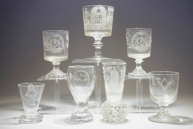 Un lot de 7 verres grav&eacute;s aux sujets ma&ccedil;onniques, franc-ma&ccedil;onnerie, 19/20&egrave;me si&egrave;cle