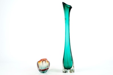 Un tr&egrave;s grand vase et un bol en verre, Murano, Italie, 20&egrave;me
