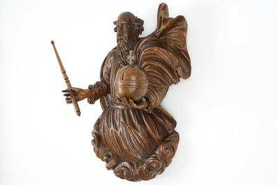 Twee houten wandapplieken: Sint-Antonius met bel en varken en God de vader, 17/18e eeuw