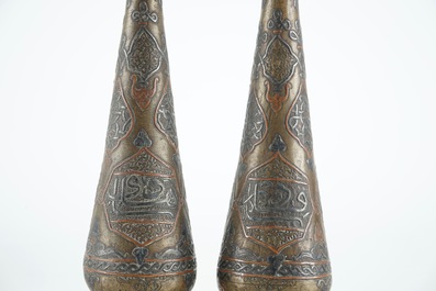 Deux paires de vases en cuivre et un plus petit, Egypte, 19&egrave;me