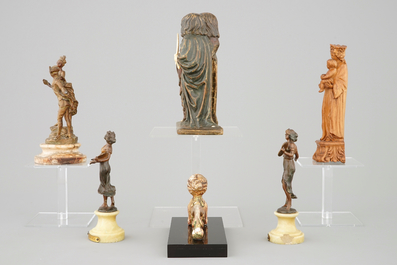 A lot of various sculptures, incl. wood and ivory, 17/20th C.