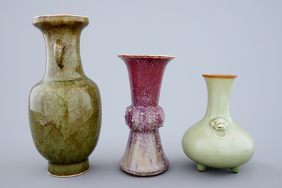 A set of 3 Chinese monochrome vases, 19th C.