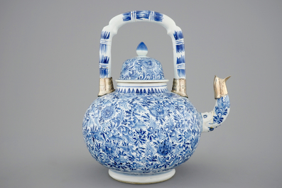 A large blue and white teapot with silver mount, Kangxi