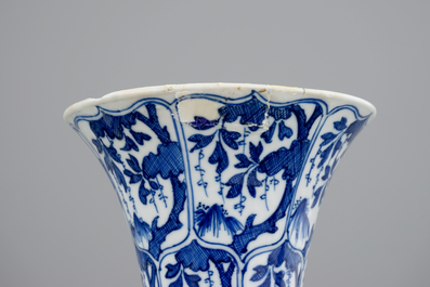 A Chinese blue and white five piece garniture, Kangxi