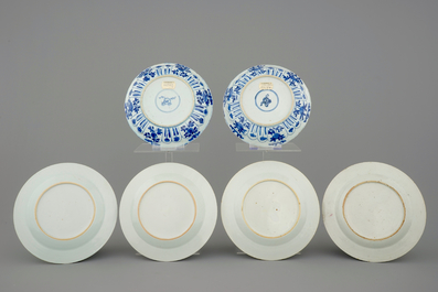 Zes Chinese famille rose en overgedecoreerde blauw-witte borden, Kangxi/Qianlong