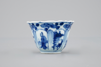 Een set van zes Chinese blauw-witte kopjes en schoteltjes, Kangxi