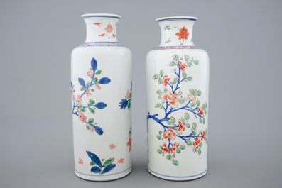 A pair of Chinese famille verte rolwagen vases, Kangxi