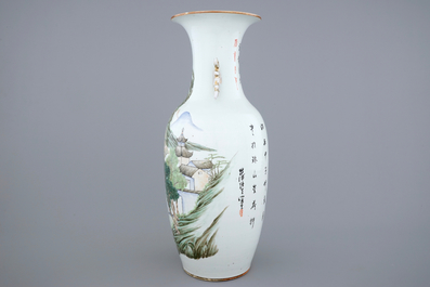 A Chinese famille rose landscape vase, 19/20th C.