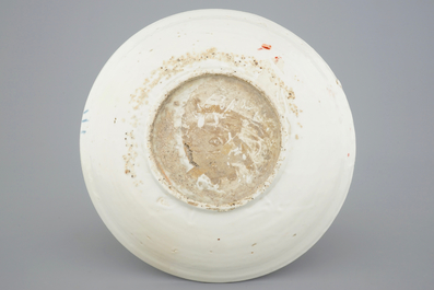Un plat en porcelaine de Chine dit de Swatow, Dynastie Ming, 16/17&egrave;me
