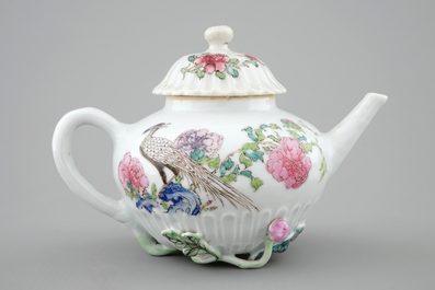 A fine Chinese famille rose teapot with applied lotus stems, Yongzheng, 1723-1735