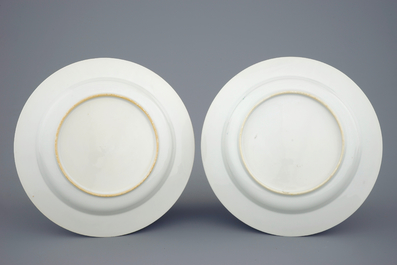 A pair of fine Chinese famille rose plates, Yongzheng, 1723-1735