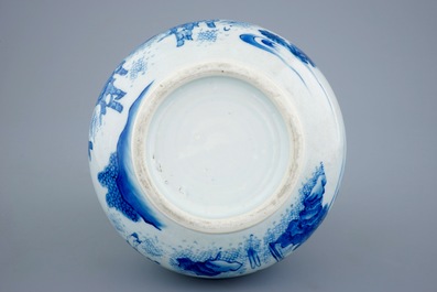 Een Chinese blauw-witte dubbele gourde vaas, Transitie periode, 1620-1683