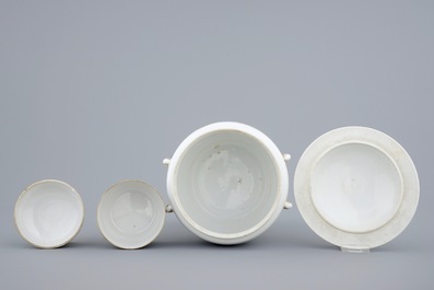 A varied lot of Chinese famille rose porcelain, 19/20th C.