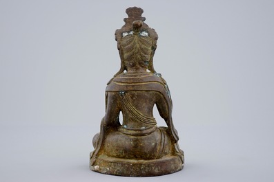 Een Chinese bronzen figuur van Boeddha Shakyamuni, 19e eeuw